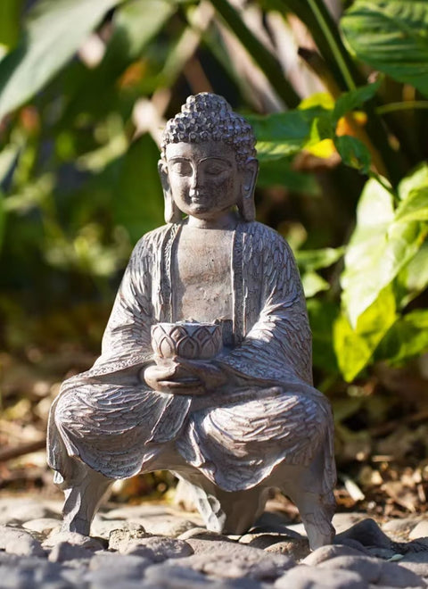 Zen-Buddha-Statue aus Kunstharz für den Außenbereich 27 cm